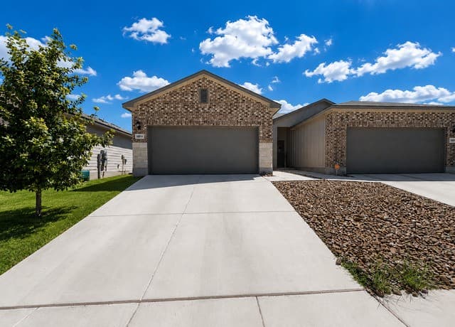 rental at 9310  Clarke Cove Unit 1 in Converse, TX — photo 1