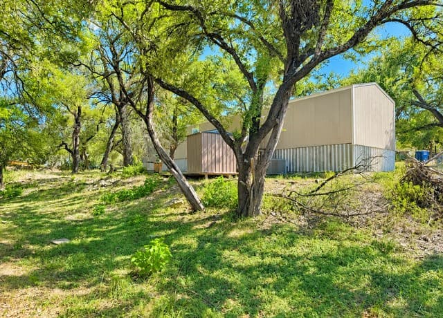 rental at 127  Quail Run St in Canyon Lake, TX — photo 3