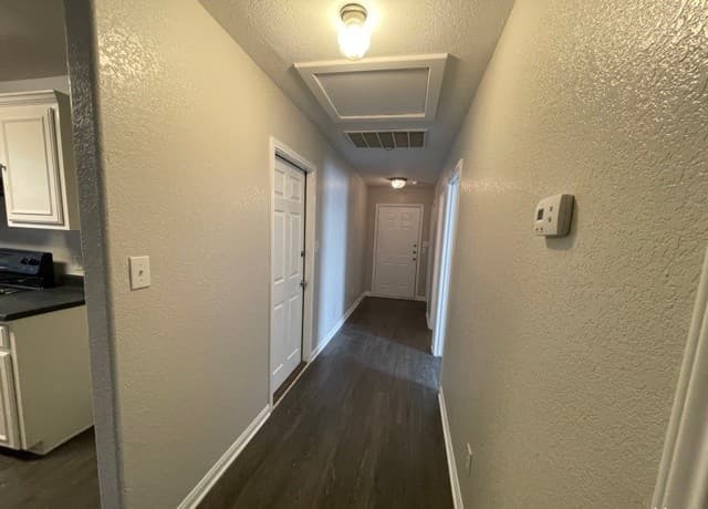 rental at 5730  Butch Cyn in San Antonio, TX — photo 3