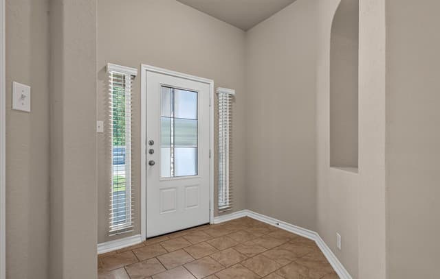 rental at 14918  Goldfinch Way in San Antonio, TX — photo 3