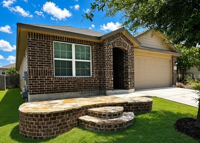rental at 8936  Taylor Grove in San Antonio, TX — photo 4