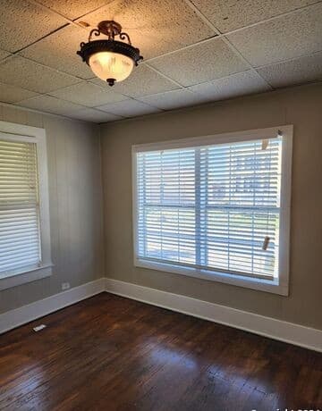 rental at 632  Rigsby Ave Unit 4 in San Antonio, TX — photo 5
