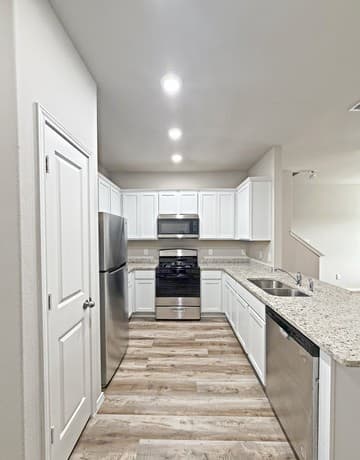 rental at 127  Damon Dv in San Antonio, TX — photo 5