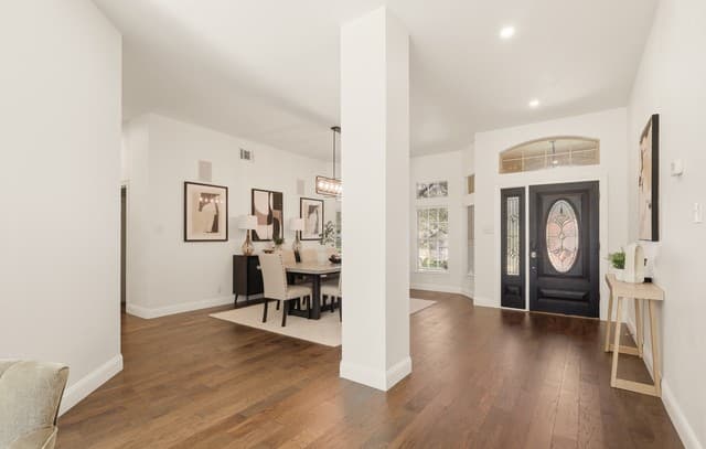 rental at 24  Inwood Mnr in San Antonio, TX — photo 3
