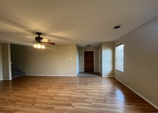 rental at 12530  Kava Knoll in San Antonio, TX — photo 3