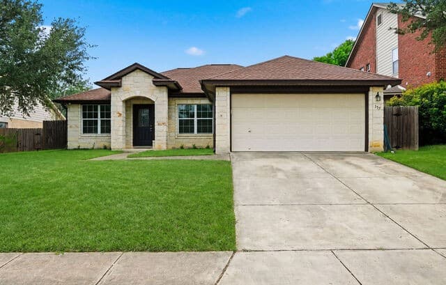 rental at 157  Springtree Pkwy in Cibolo, TX — photo 2