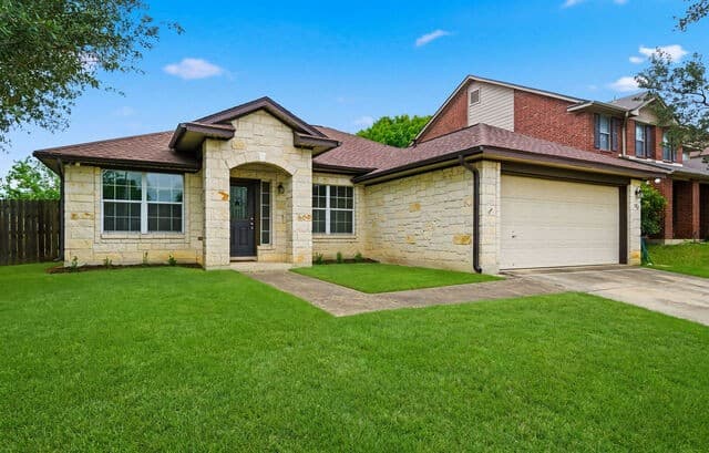 rental at 157  Springtree Pkwy in Cibolo, TX — photo 4