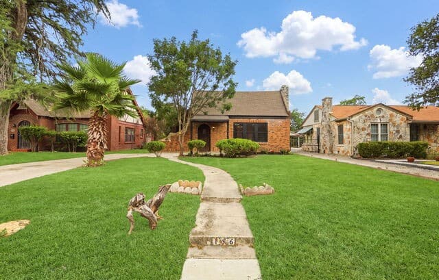 rental at 146  North Dr in San Antonio, TX — photo 3