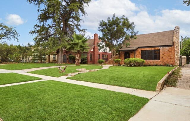 rental at 146  North Dr in San Antonio, TX — photo 5