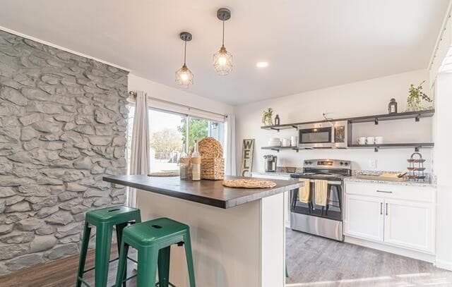 rental at 346  Natalen Ave Unit 1 in San Antonio, TX — photo 1