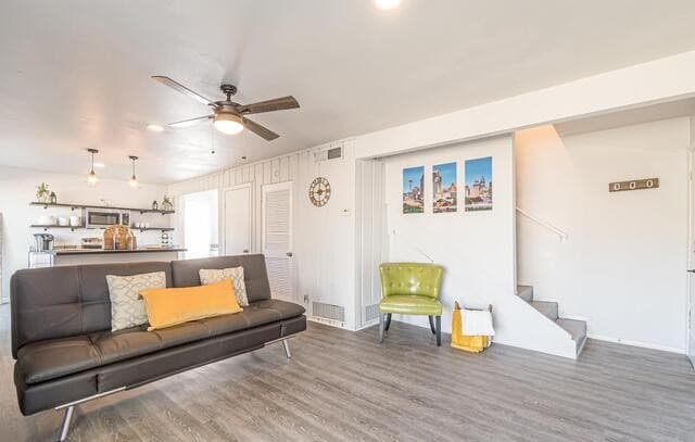 rental at 346  Natalen Ave Unit 1 in San Antonio, TX — photo 5