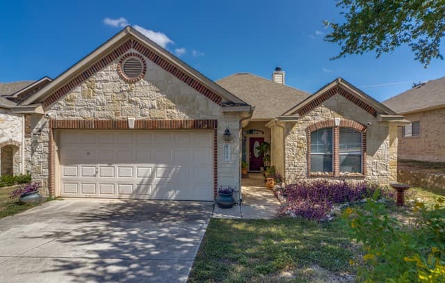 rental at 8235  Rockwell in San Antonio, TX — photo 1