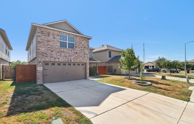 rental at 6458  Staccato Staff in San Antonio, TX — photo 2