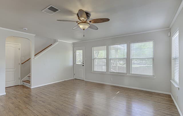 rental at 22  Sunflower Run in San Antonio, TX — photo 4