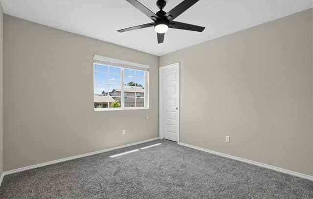 rental at 5502  Daniel Way in St Hedwig, TX — photo 5