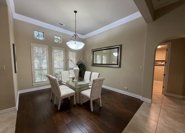 rental at 402  Cameron Cir in San Antonio, TX — photo 5