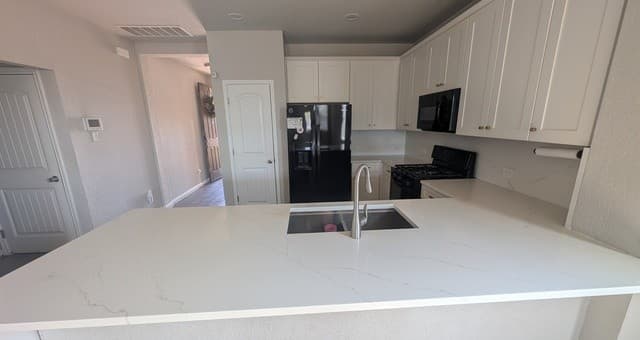 rental at 6703  Dashmoor Crk in San Antonio, TX — photo 3