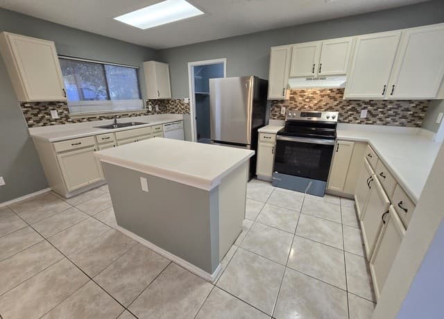 rental at 10311  Fork Crk in San Antonio, TX — photo 5