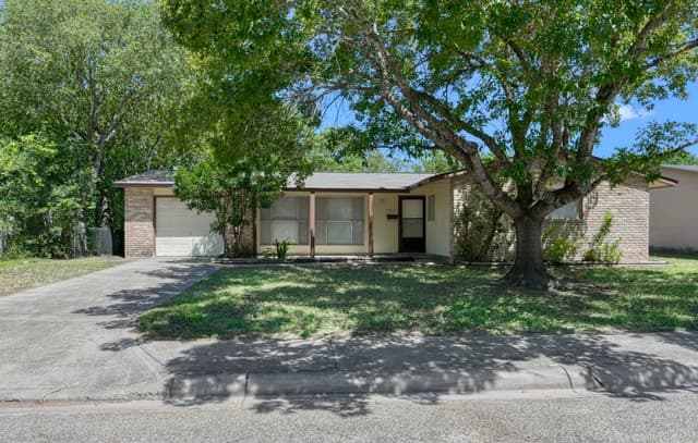 rental at 1037  Valley Forge Dr in Schertz, TX — photo 1