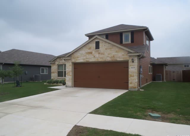 rental at 10438  Bulwark Peak in Converse, TX — photo 2