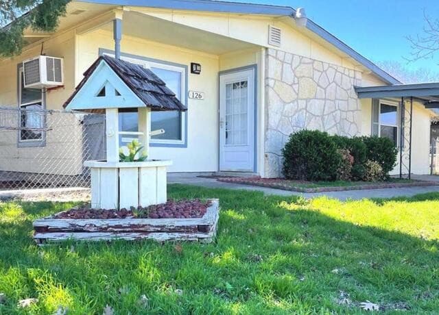 rental at 126  Wayfarer Pl in San Antonio, TX — photo 1