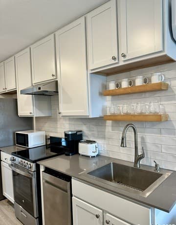 rental at 7160  Elm Cv in San Antonio, TX — photo 2