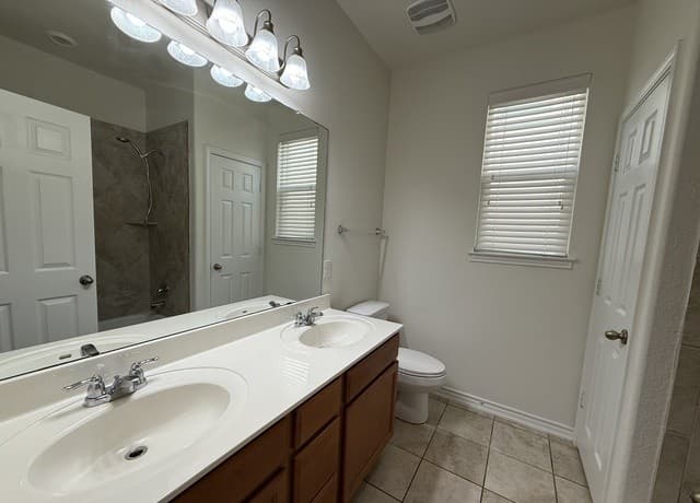 rental at 2007  Stepping Stone in New Braunfels, TX — photo 5