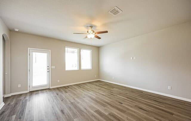rental at 15332  Daystar Pass in San Antonio, TX — photo 5