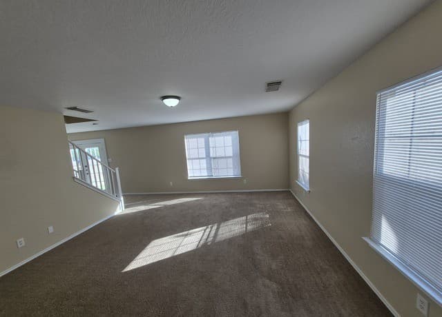 rental at 6623  Highland Grass in Converse, TX — photo 3