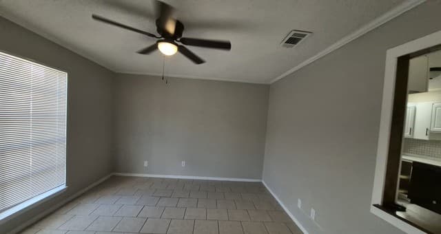 rental at 11914  Alamo Blanco in San Antonio, TX — photo 4