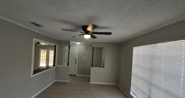 rental at 11914  Alamo Blanco in San Antonio, TX — photo 5