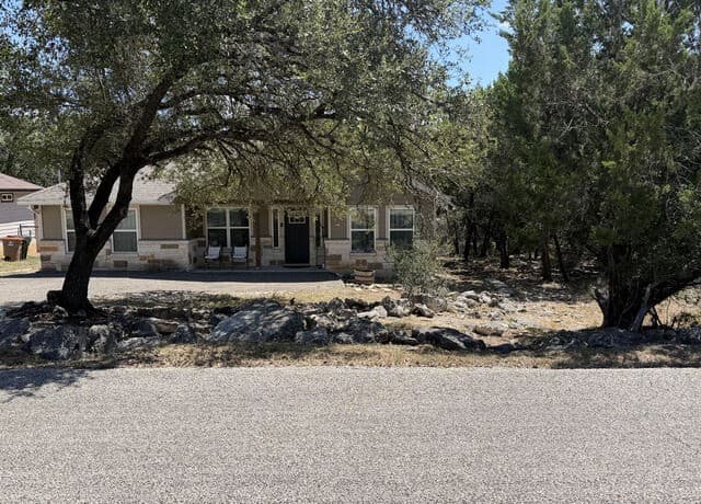 rental at 1518  Bob White Dr in Spring Branch, TX — photo 1