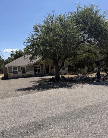 rental at 1518  Bob White Dr in Spring Branch, TX — photo 2