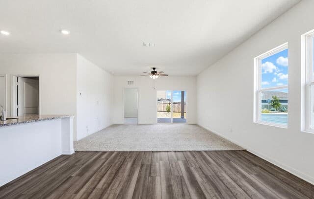rental at 14303  Gila Crossing in San Antonio, TX — photo 5