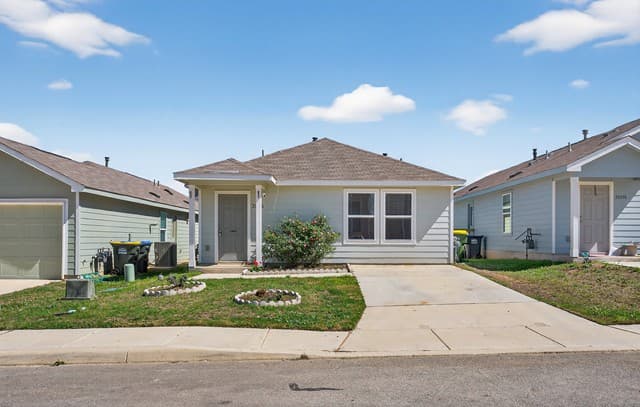 rental at 20326  Andesine Ridge in San Antonio, TX — photo 1