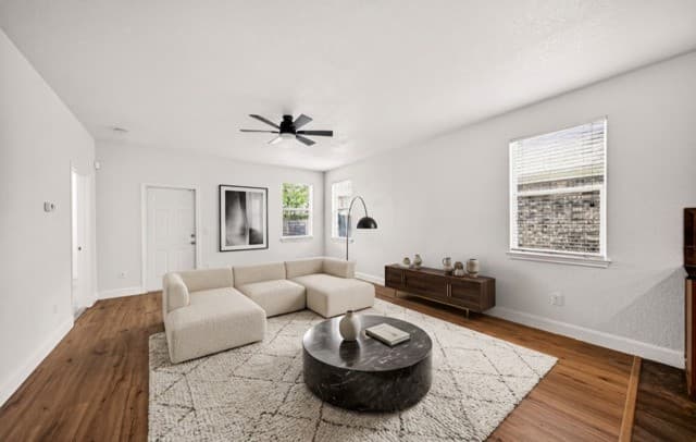 rental at 7915  Cenote Dr in San Antonio, TX — photo 3
