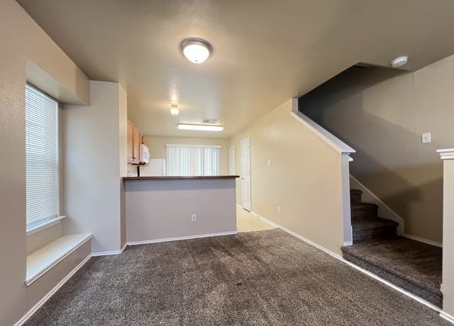 2-bedroom rental at 52 Autumn Pass in San Antonio, TX — photo 5