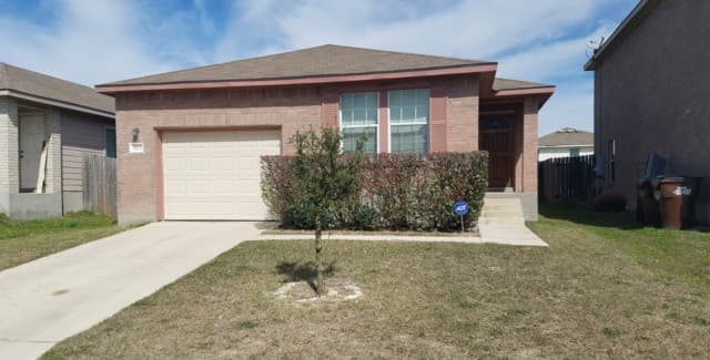 rental at 11211  Dublin Ledge in San Antonio TX