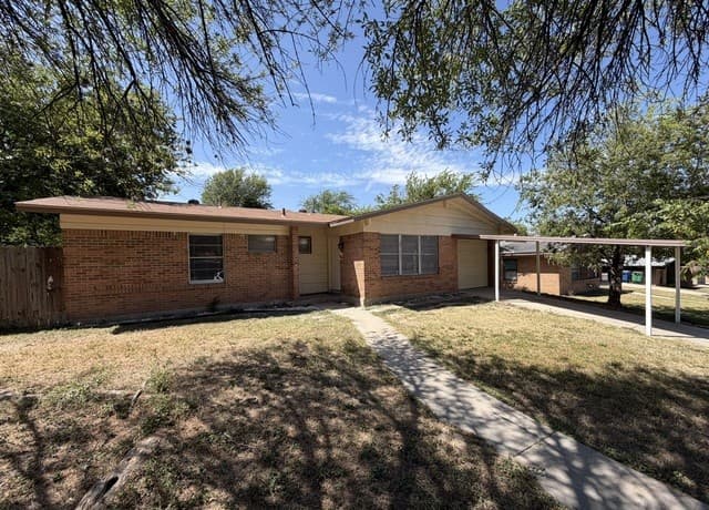 rental at 4702  Allegheny Dr in San Antonio, TX — photo 1