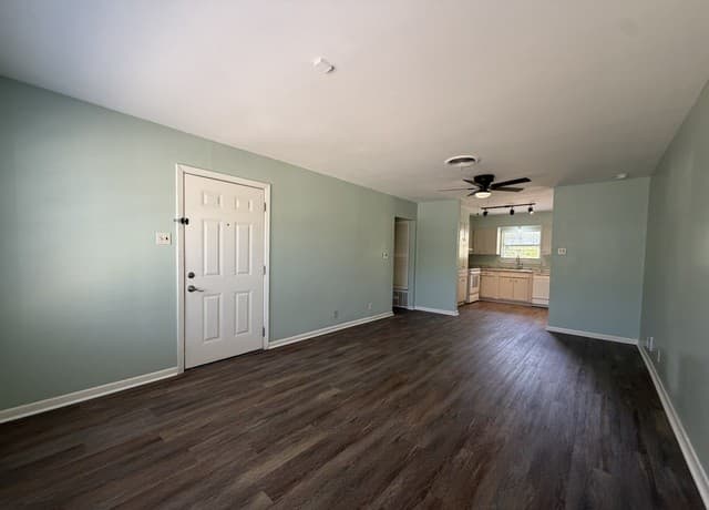rental at 4702  Allegheny Dr in San Antonio, TX — photo 2