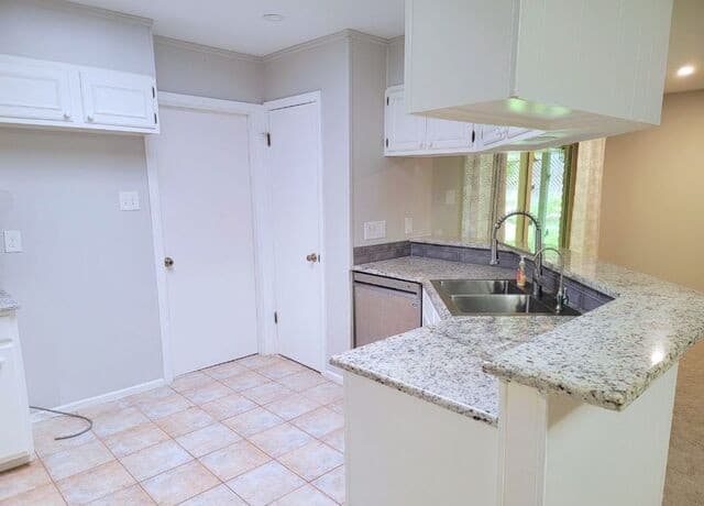 rental at 7007  Forest Grv in San Antonio, TX — photo 5