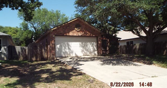 rental at 8311  Border Pass in San Antonio, TX — photo 1