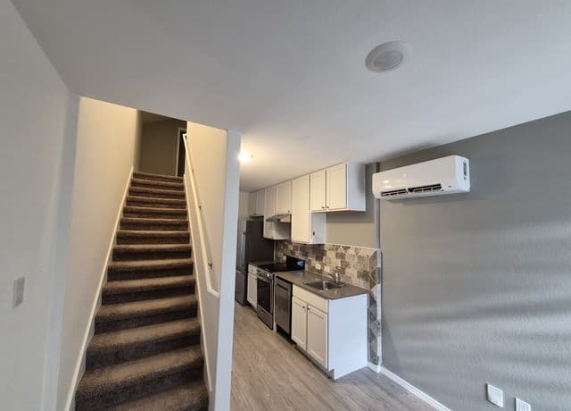 rental at 6930  Elm Cv in San Antonio, TX — photo 2