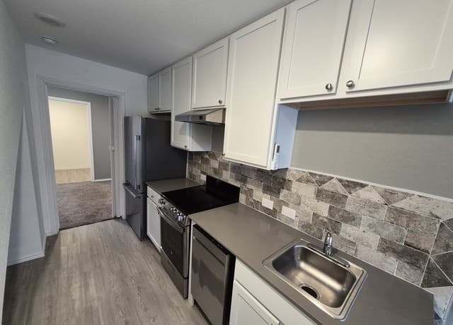 rental at 6930  Elm Cv in San Antonio, TX — photo 3