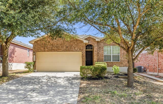 rental at 12223  Dewitt Way in San Antonio TX