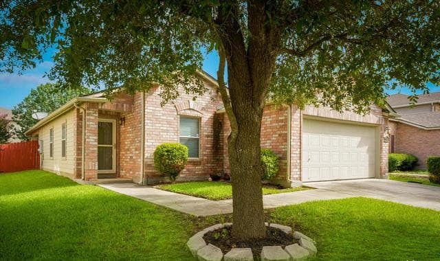rental at 11143  Baffin Oaks in San Antonio TX