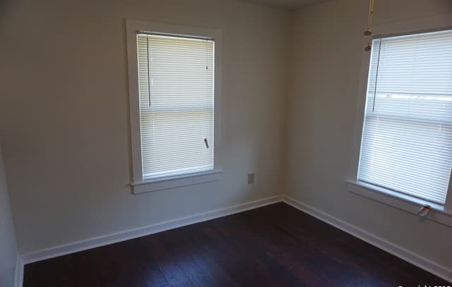 rental at 1905  Buena Vista St Unit 1 in San Antonio, TX — photo 3
