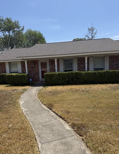 rental at 101  Creekside Drive in Boerne TX