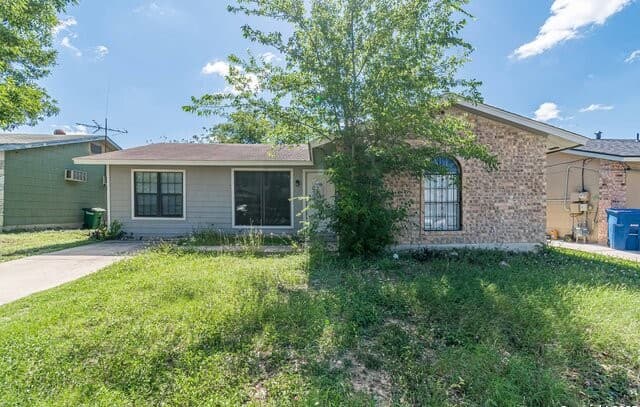 3-bedroom rental at 8414 Standing Rock St in San Antonio, TX — photo 1