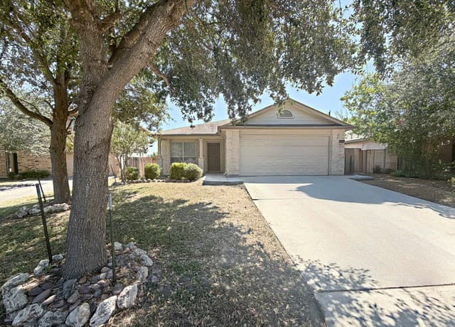 rental at 6914  Dashmoor Crk in San Antonio TX